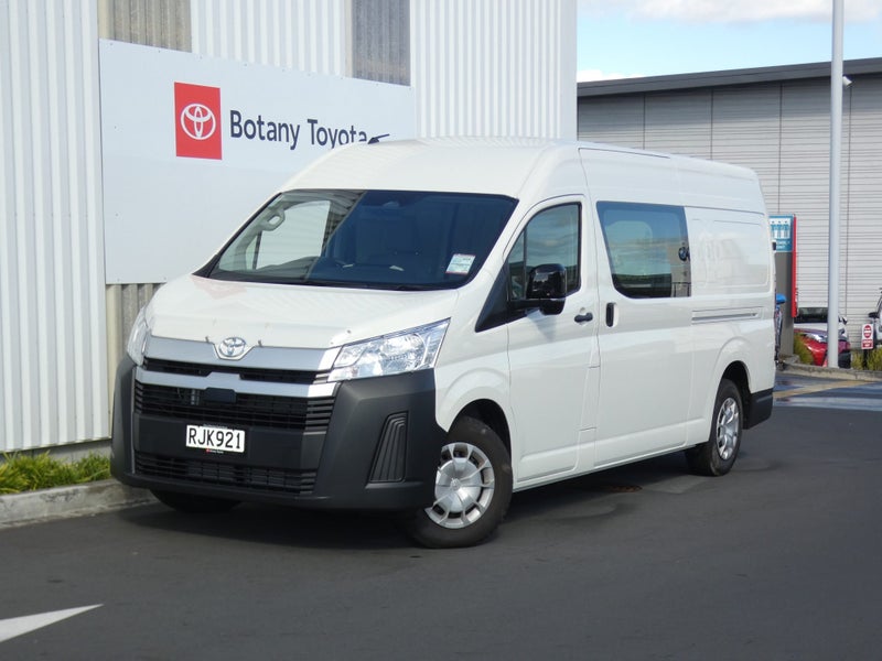 2025 Toyota Hiace ZX 2.8DT 6AT RWD PVN/6D/2S (J...
