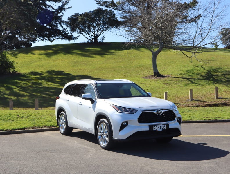 2025 Toyota Highlander Limited ZR 2.5P HEV ECVT...