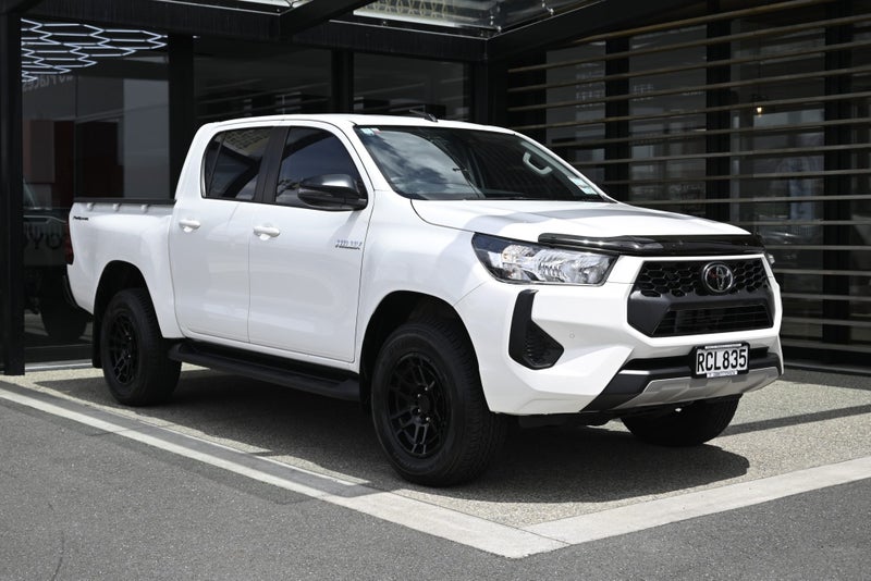 2025 Toyota Hilux SR 2.8 Turbo Diesel 6AT 2WD U...