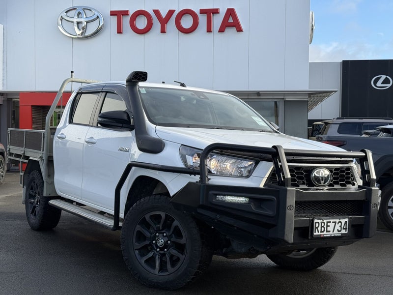 2025 Toyota Hilux SR 2.8DT 6MT 4WD DCC/4D/5S