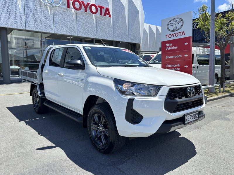 2025 Toyota Hilux SR 2.8DT Hybrid 4WD 6AT Doubl...