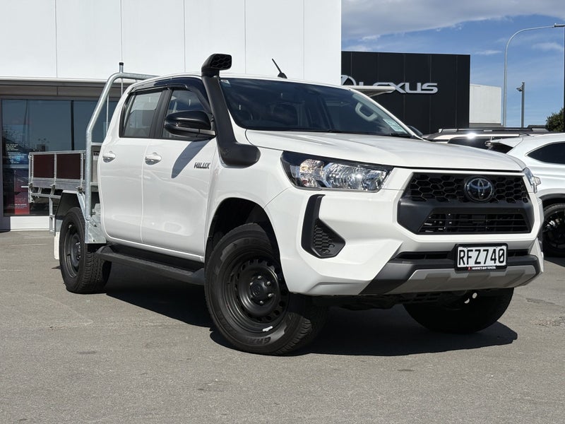 2025 Toyota Hilux SR 2.8DT Hybrid 6AT 4WD DCC/4...