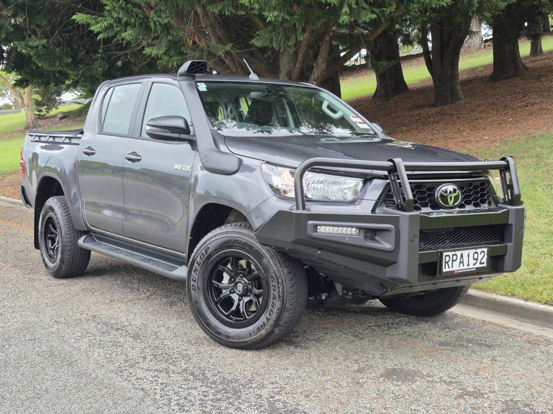 2025 Toyota Hilux SR 2.8DT Hybrid 6AT 4WD DCW/4...
