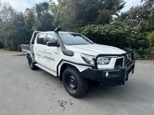 2025 Toyota Hilux SR TD DC/CC