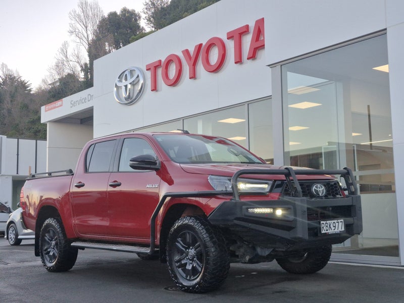 2025 Toyota Hilux SR5 2.8DT 4WD 6M