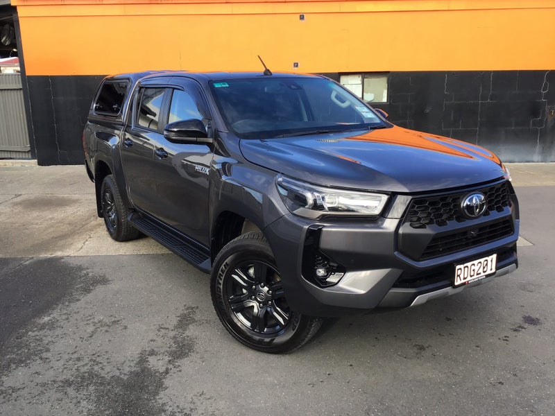 2025 Toyota Hilux SR5 2.8DT Hybrid 6AT 4WD DCW/...