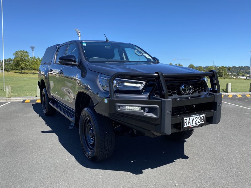 2025 Toyota Hilux SR5 4x4 2.8L Diesel TURBO Mil...