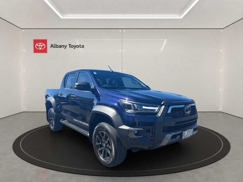 2025 Toyota Hilux SR5 CRUISER 2.8DT 6AT 2WD DCW...