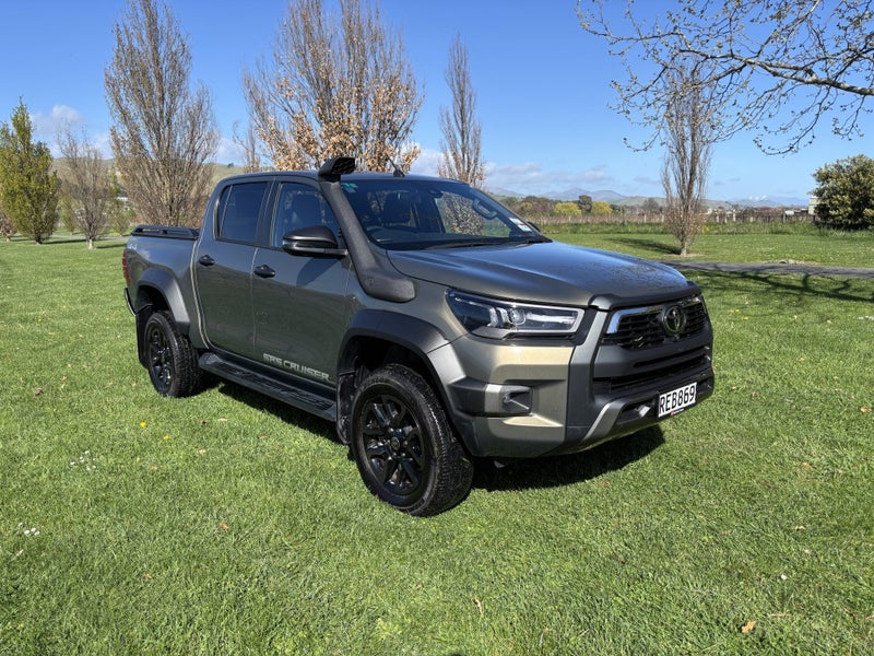 2025 Toyota Hilux SR5 Cruiser 2.8DT Hybrid 6AT...