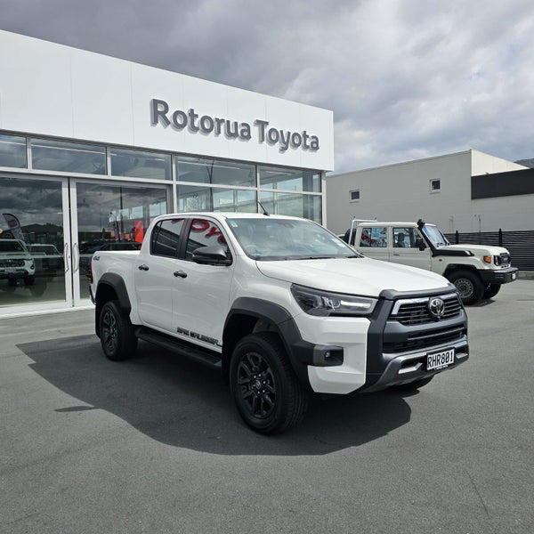 2025 Toyota Hilux SR5 Cruiser 4x4 - Balance of...