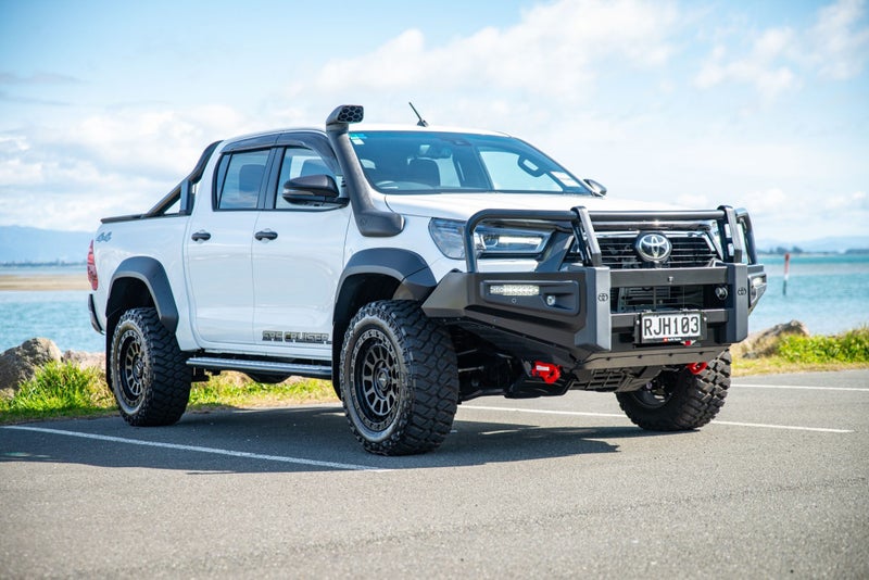 2025 Toyota Hilux SR5 Cruiser with Accessories