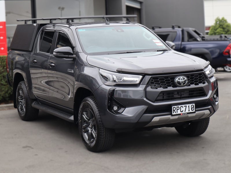 2025 Toyota Hilux SR5 DIESEL 4WD/4X4, Canopy, D...
