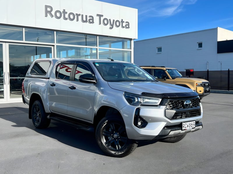 2025 Toyota Hilux SR5 Hybrid 4WD Auto
