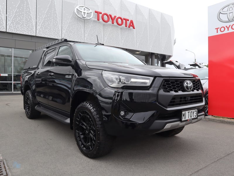2025 Toyota Hilux Sr5 Td Dc 2.8Dmht
