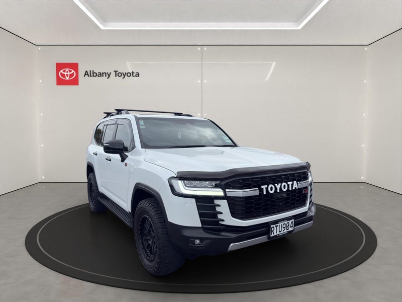 2025 Toyota Land Cruiser 300 GR Sport 3.3DT 10A...