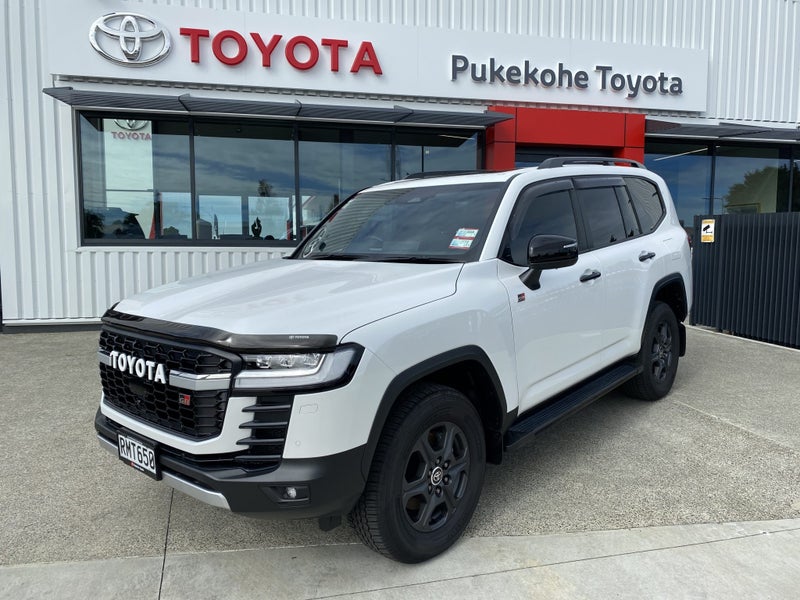 2025 Toyota Land Cruiser 300 GR Sport 3.3DT 10A...