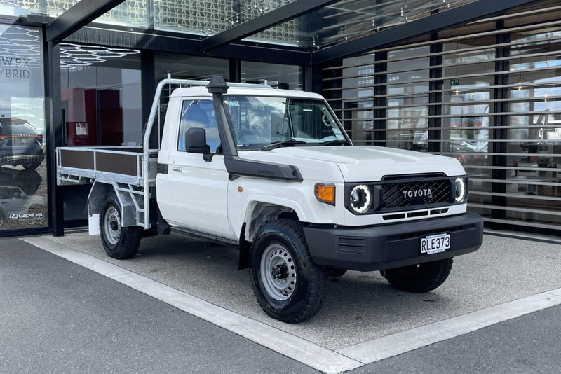 2025 Toyota Land Cruiser 70 LT 2.8 Turbo Diesel...
