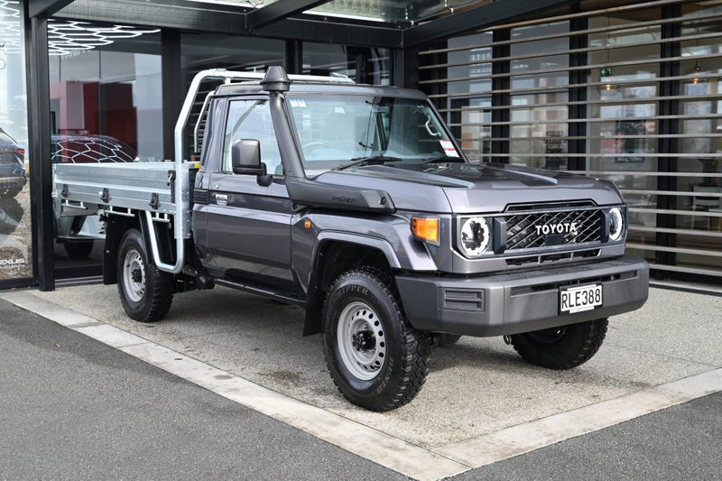 2025 Toyota Land Cruiser 70 LT 2.8 Turbo Diesel...