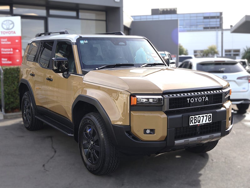 2025 Toyota Land Cruiser ADVENTURE 4WD/AWD, Lea...