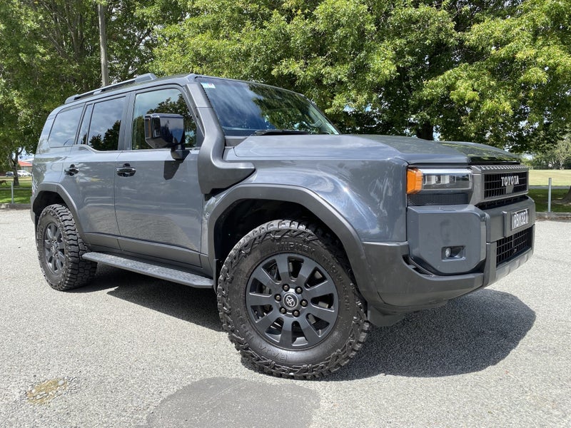 2025 Toyota Land Cruiser Prado ADV 2.8D Hybrid...