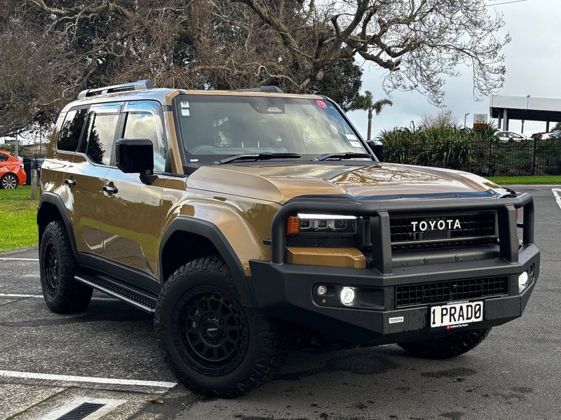 2025 Toyota Land Cruiser Prado Adventure 2.8 HY...