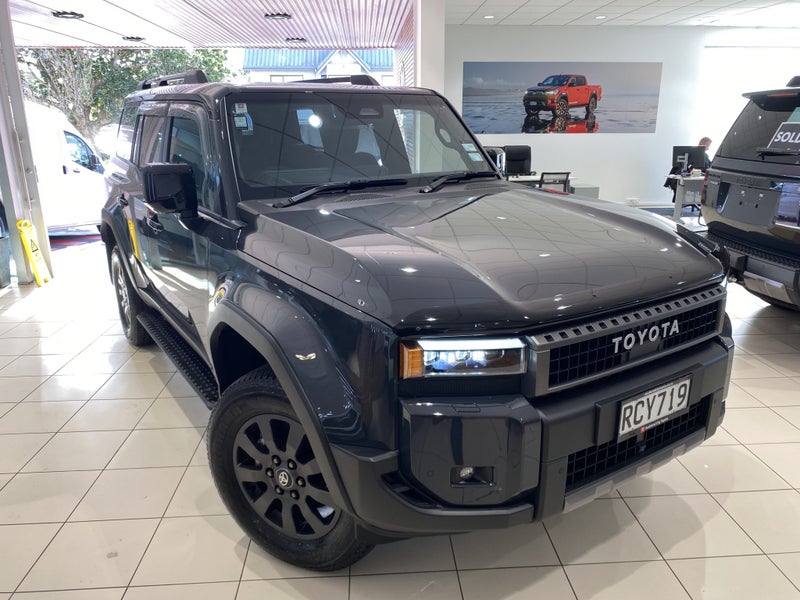 2025 Toyota Land Cruiser Prado Adventure 4WD 7SEAT