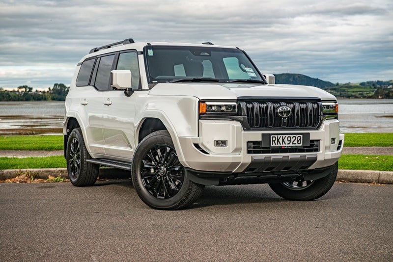 2025 Toyota Land Cruiser Prado VX
