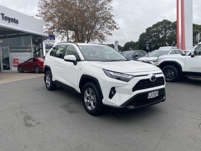 2025 Toyota RAV4 GX 2.5P Hybrid