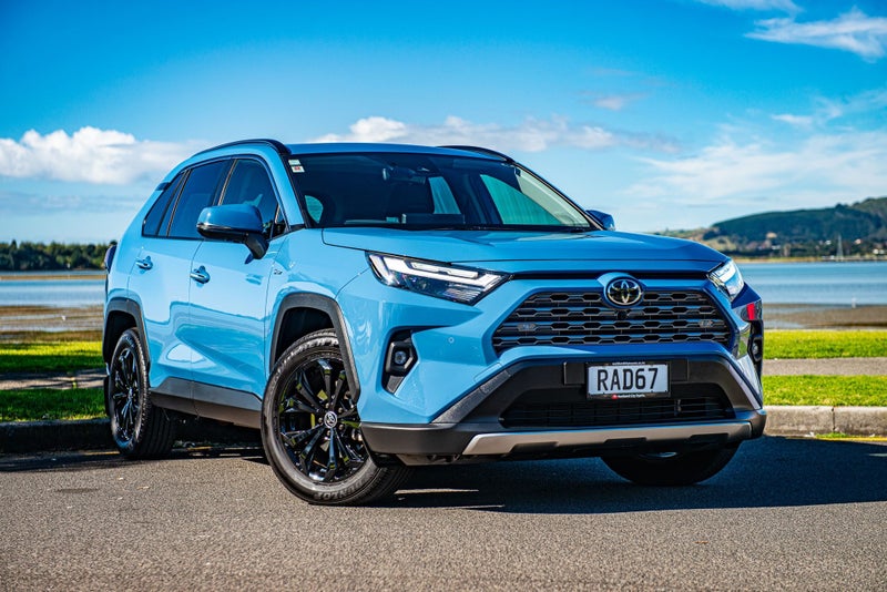 2025 Toyota RAV4 Limited 2.5P HV AWD