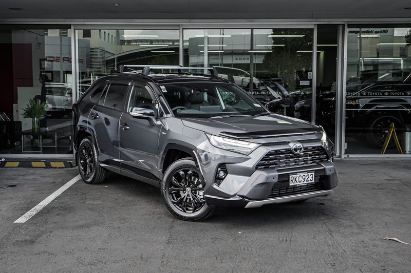 2025 Toyota RAV4 XSE 2.5L HYBRID SUV AWD (AHAS-...