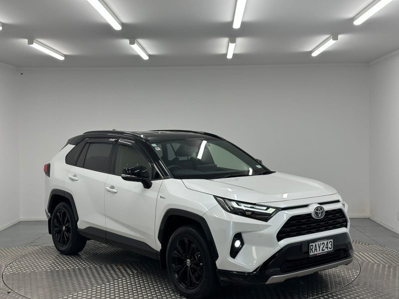2025 Toyota RAV4 XSE 2.5P Hybrid AWD