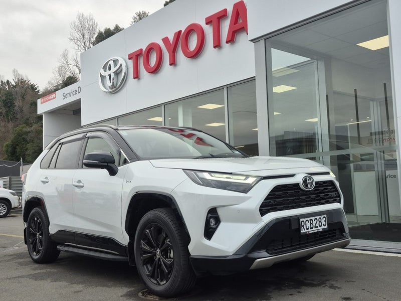 2025 Toyota RAV4 XSE 2.5P HYBRID AWD Auto