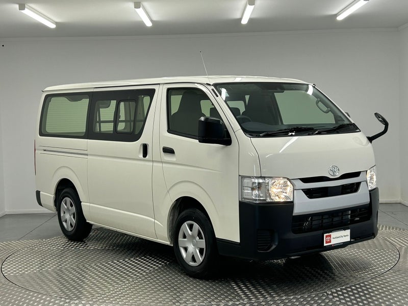 2025 Toyota Regius Ace 2.8D DX GL