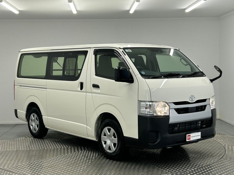 2025 Toyota Regius Ace 2.8D DX GL