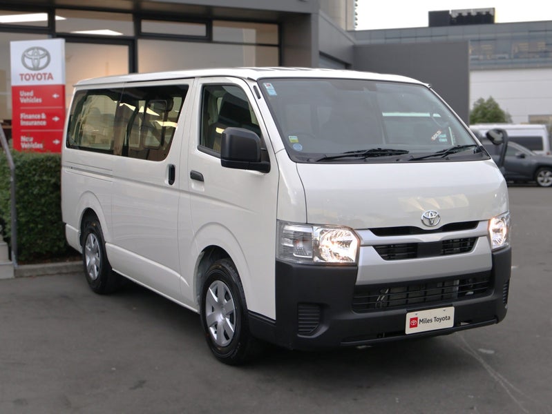 2025 Toyota Regius Hiace DIESEL DX GL 2WD, Auto