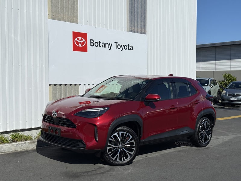 2025 Toyota Yaris Cross Cross 1.5 Hybrid Z 4WD...