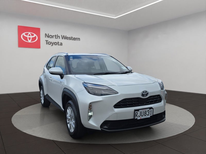 2025 Toyota Yaris Cross Cross GX 1.5P HEV ECVT...