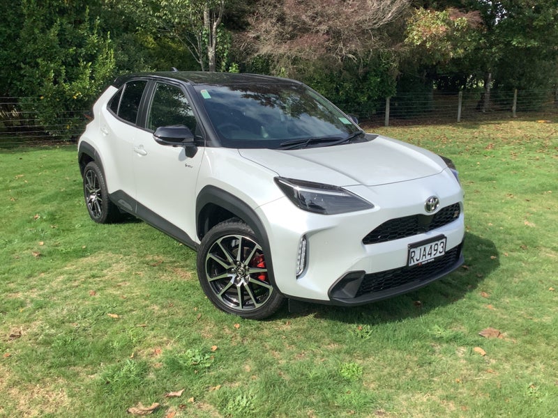 2025 Toyota Yaris Cross GR Sport 1.5P Hybrid El...