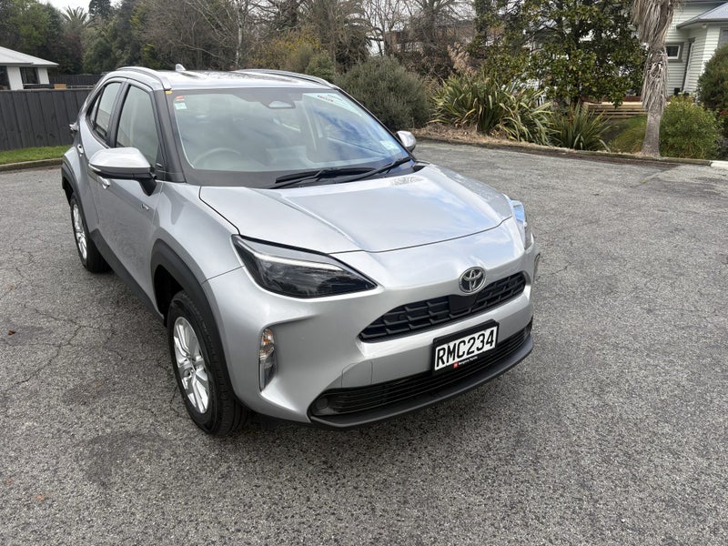 2025 Toyota Yaris Cross GX 1.5P HEV ECVT FWD SU...