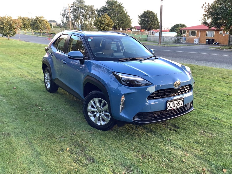 2025 Toyota Yaris Cross GX 1.5P Hybrid Electric...