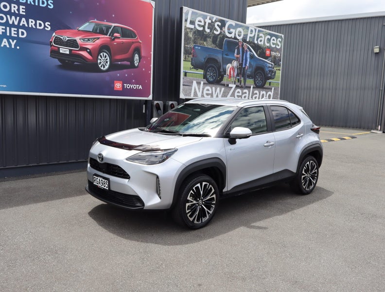 2025 Toyota Yaris Cross Limited 1.5P HEV ECVT F...
