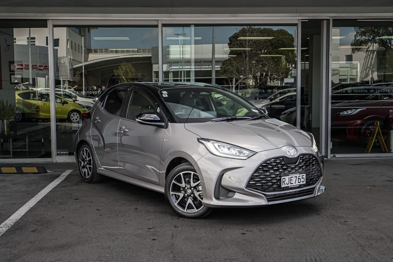 2025 Toyota Yaris ZR 1.5P Hybrid FWD Hatch (YHZ...