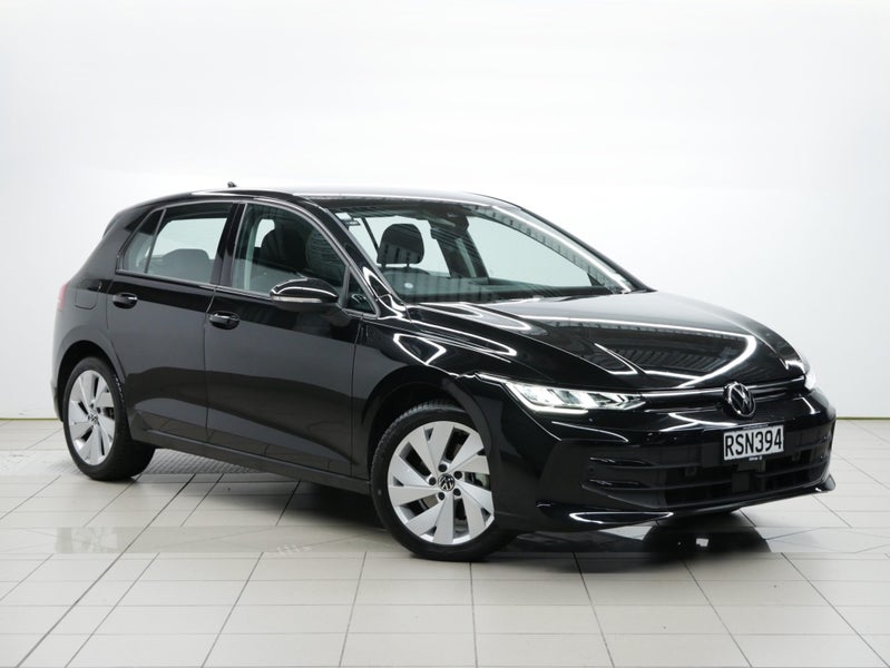 2025 Volkswagen Golf Life