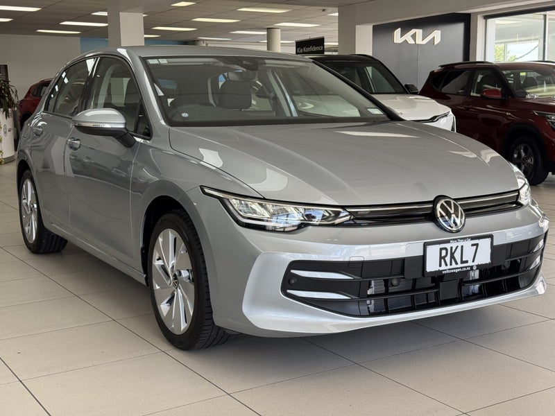 2025 Volkswagen Golf Life 1.4Pt/8At