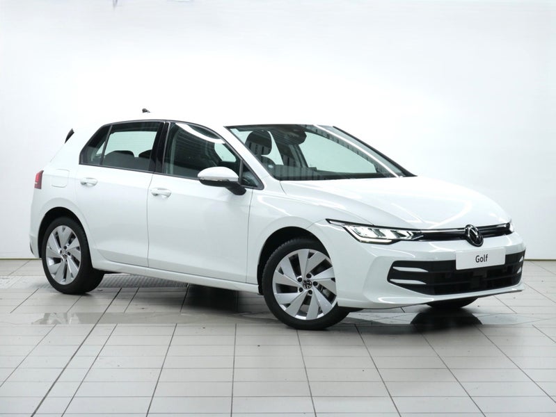 2025 Volkswagen Golf Life