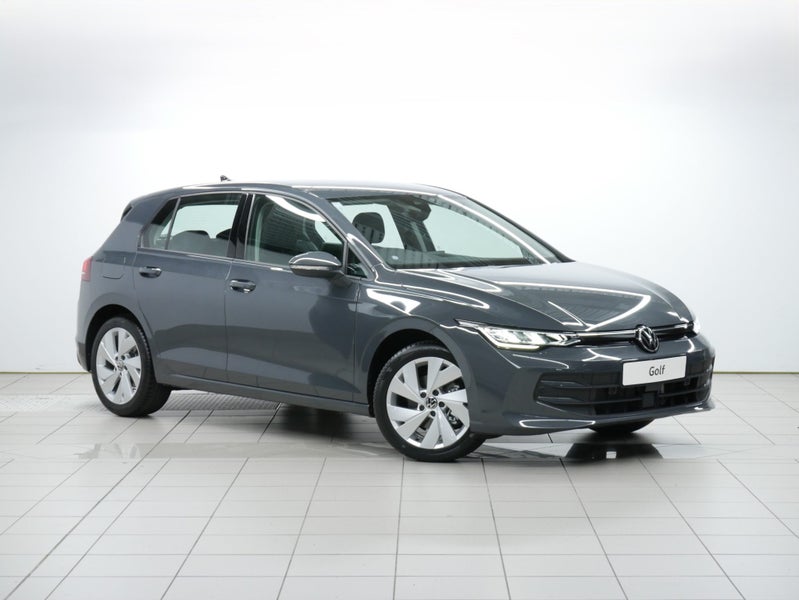 2025 Volkswagen Golf Life