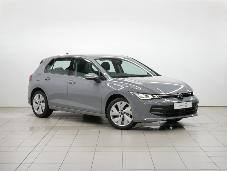 2025 Volkswagen Golf Life