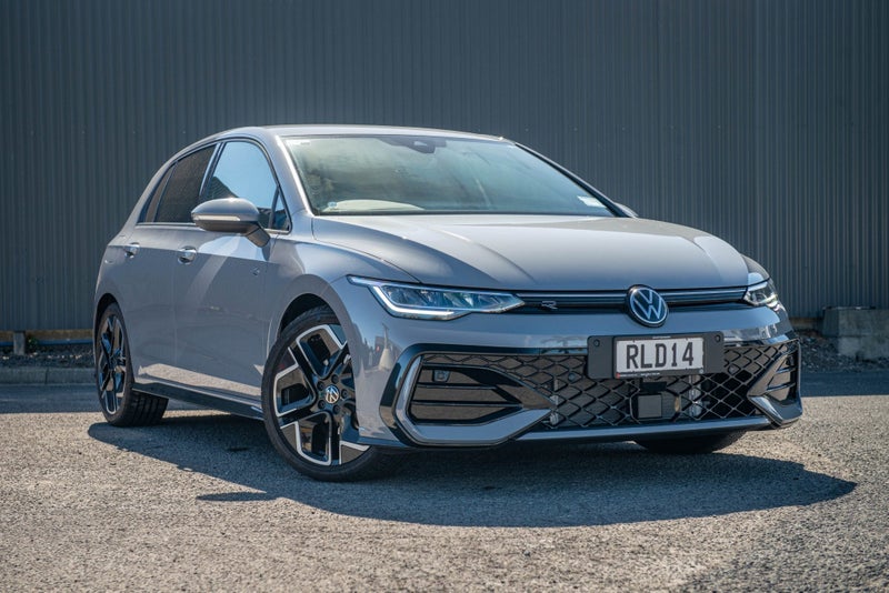 2025 Volkswagen Golf R-Line 1.4
