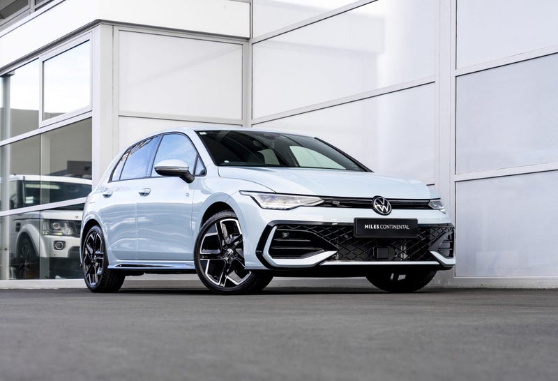 2025 Volkswagen Golf R-Line Touring Facelift 11...