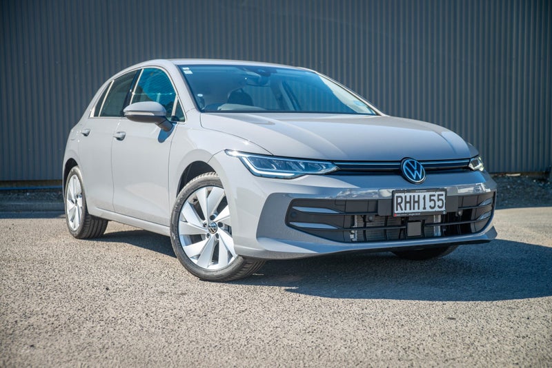2025 Volkswagen Golf TSI Life